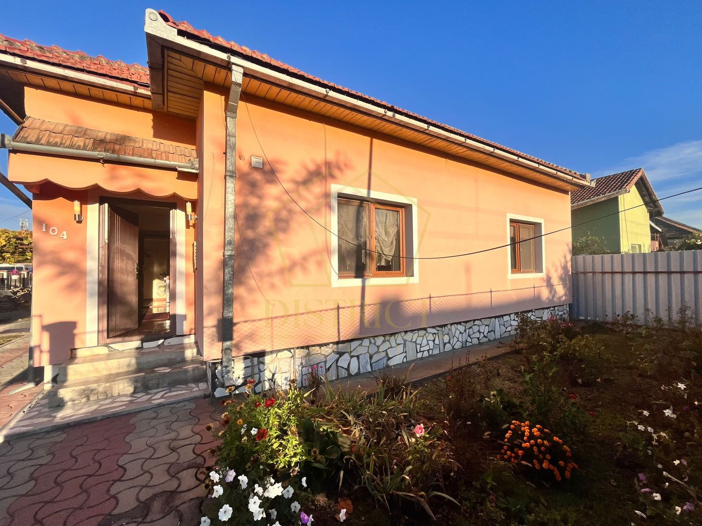 Casa spatioasa cu posibilitate SAD | Petfriendly | Ronat - Poză 13