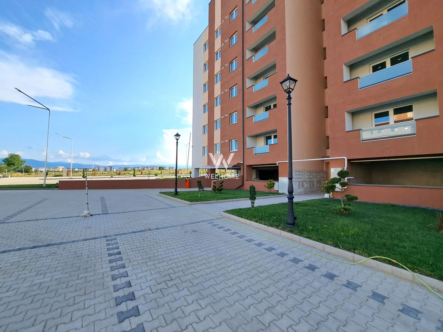 Apartament 3 camere, 2 bai, balcon mare - confort optim Sibiu - Poză 1