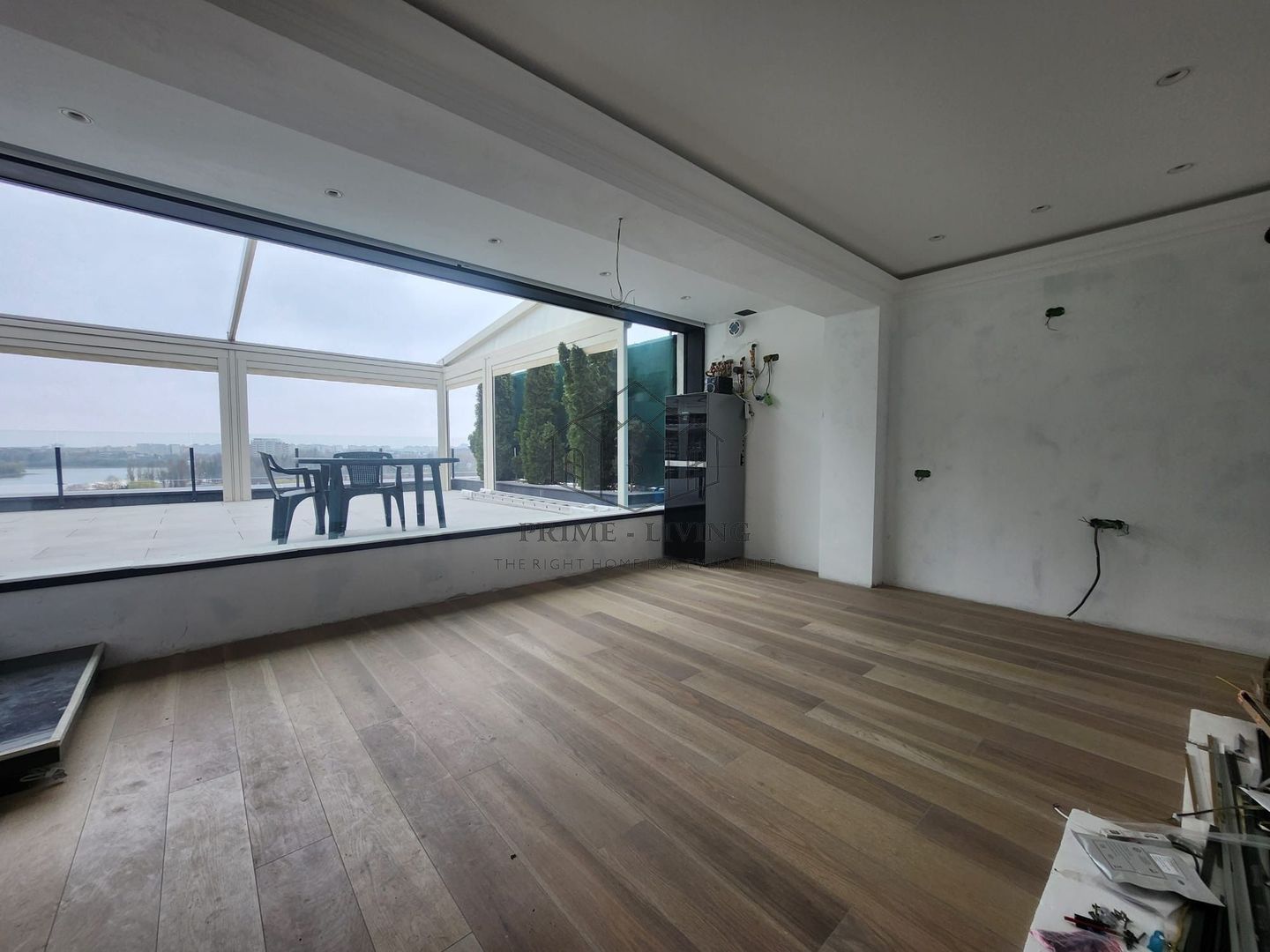 APARTAMENT SUPERB CU 4CAMERE LA INCHIRIERE IN COMPLEX LAGUNA RESIDENCE - Poză 6