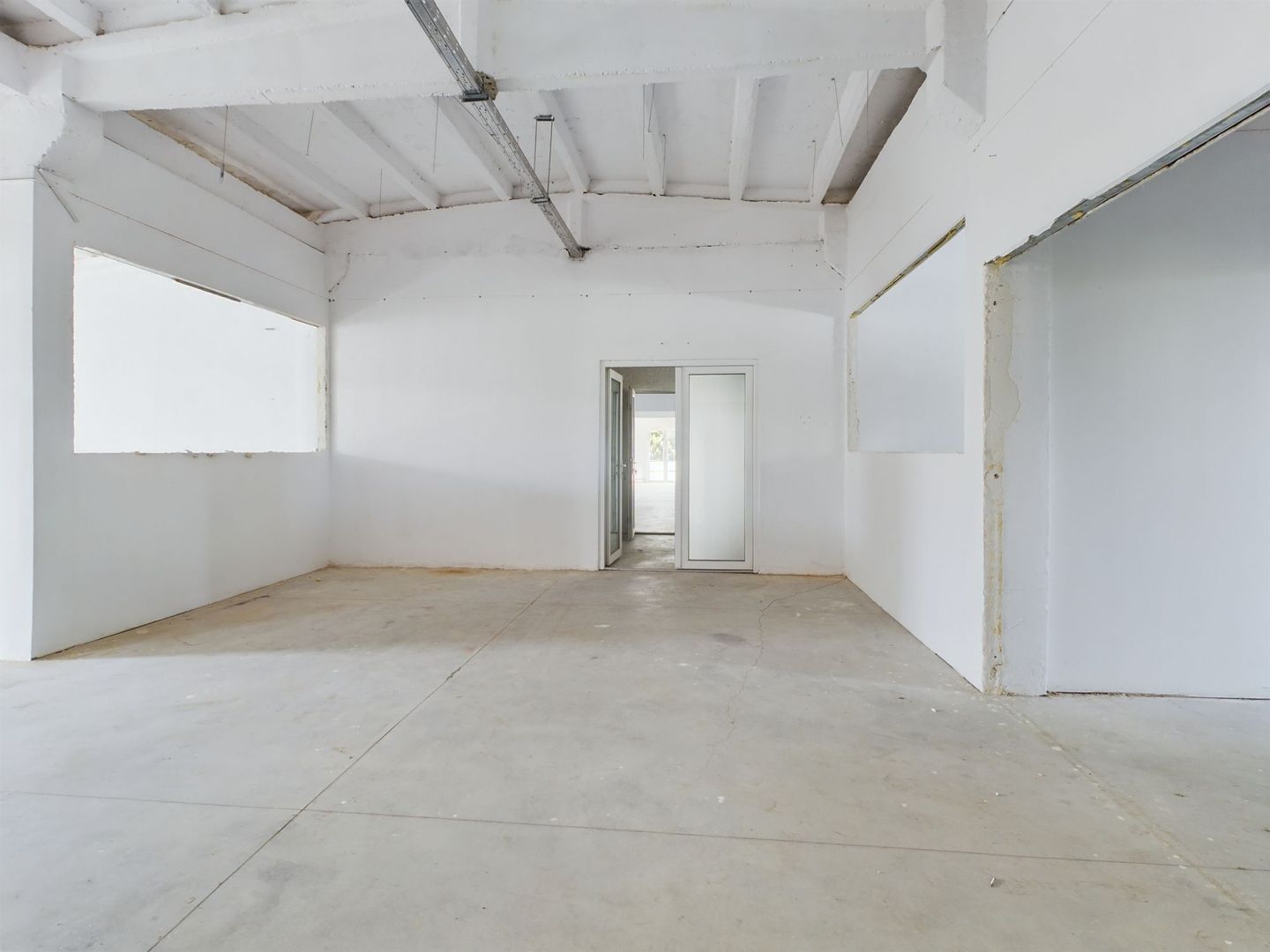 Hală de închiriat 360mp Calea Bodrogului - Poză 4