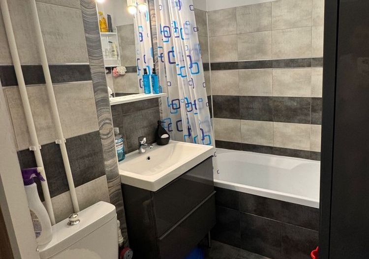 Ap mobilat 50m metrou grivita - parcare libera - Poză 5