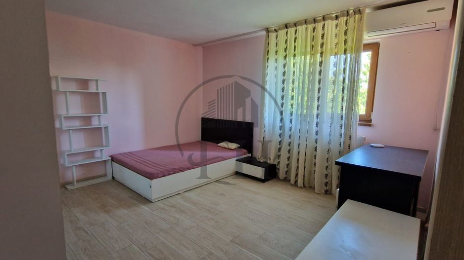 Casă / Vilă cu 5 camere de închiriat în Coiciu, Constanta - Poză 6