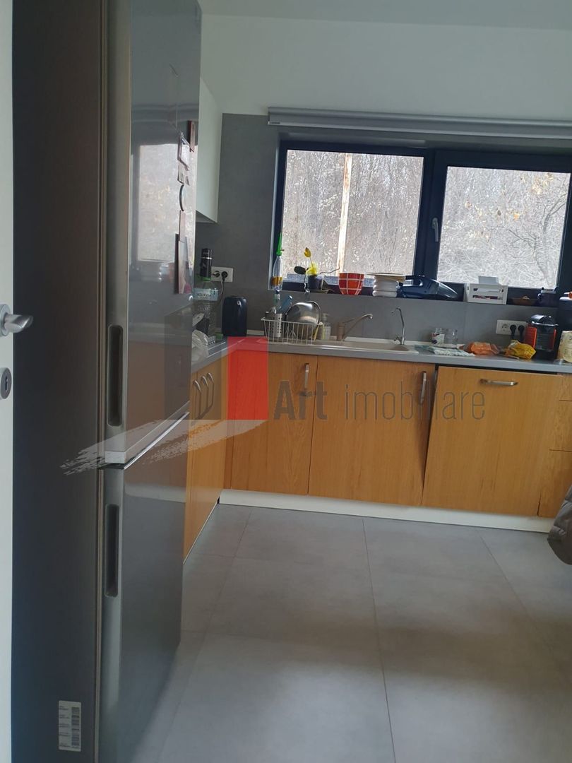 Vila de inchiriat Tunari - Nicolae Iorga - Poză 3