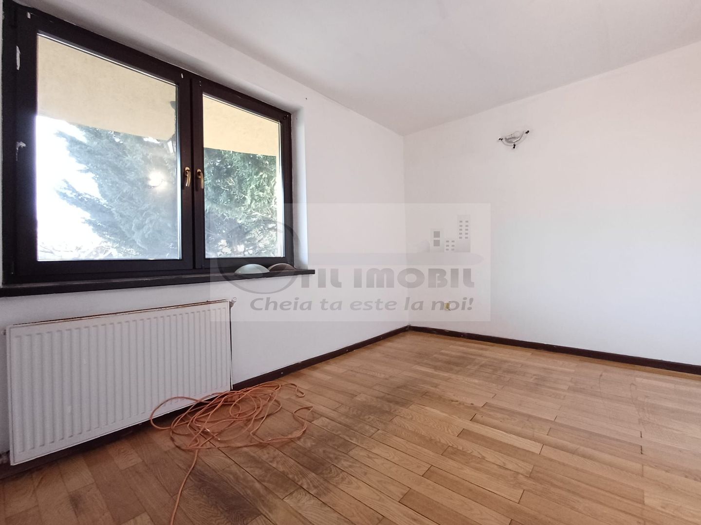 Casă spațioasă 5 camere | Valea Ursului La stradă principală | - Poză 8