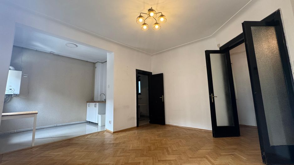 2 CAMERE| DECOMDATAT|VILA INTERBELICA| CALEA DOROBANTILOR - Poză 1