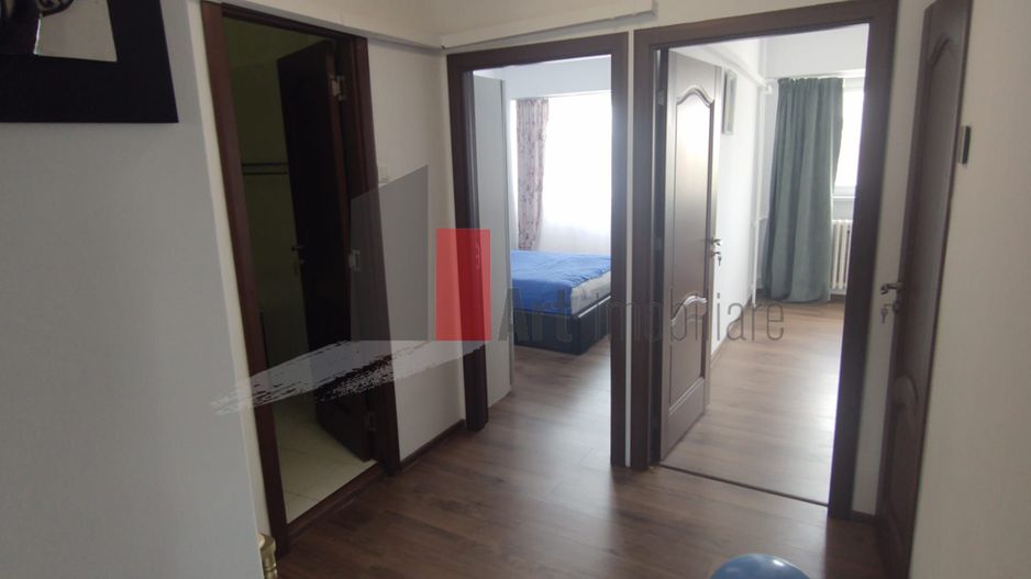 Vânzare apartament decomandat 4 camere Bd. Obregia - Pasajul Europa Unită - Poză 1