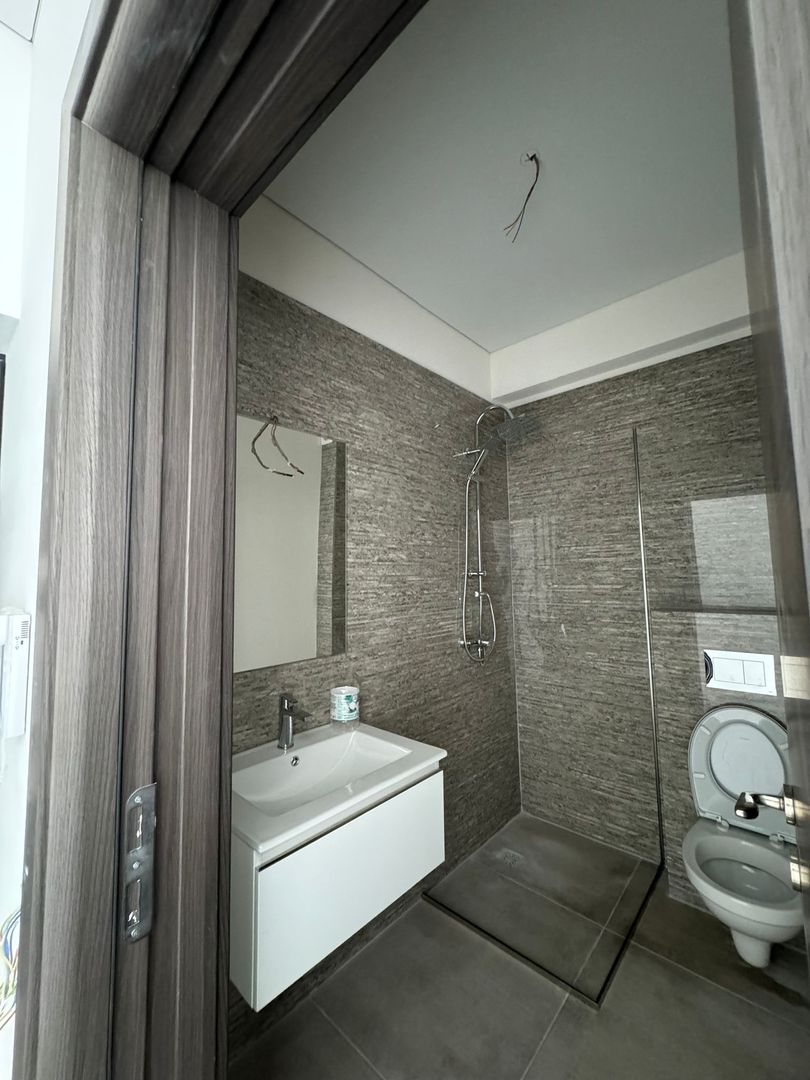 Apartament de vanzare 2 camere- vedere la mare - Poză 14