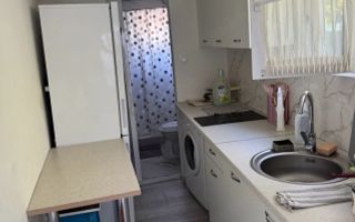 De inchiriat apartament o camera la curte, Zona General, 260 euro negoc. - Poză 3