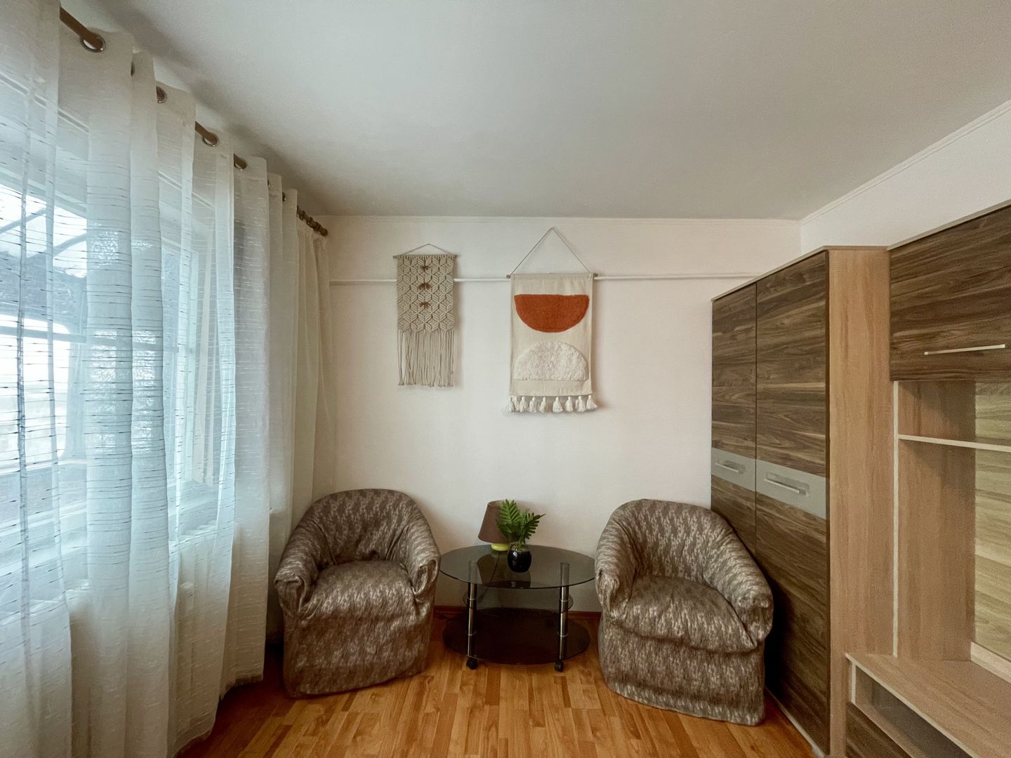 Apartament 2 camere | 43 mp | Mobilat & utilat | Radauti - Poză 3