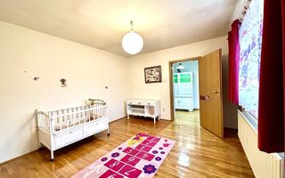 Casa la intrare în Ghiroda - Poză 28