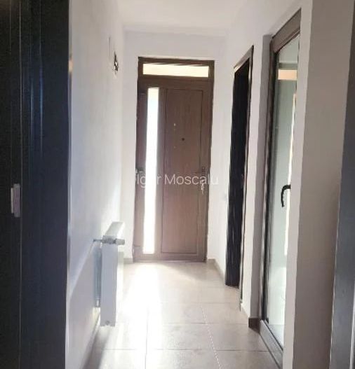 Cartierul Green Park Villas casa cu 3 dormitoare 1300 euro neg - Poză 4
