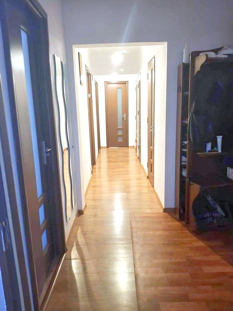 Închiriez Apartament cu 3 camere, centrala proprie, prima închiriere, lângă Obor - Poză 2