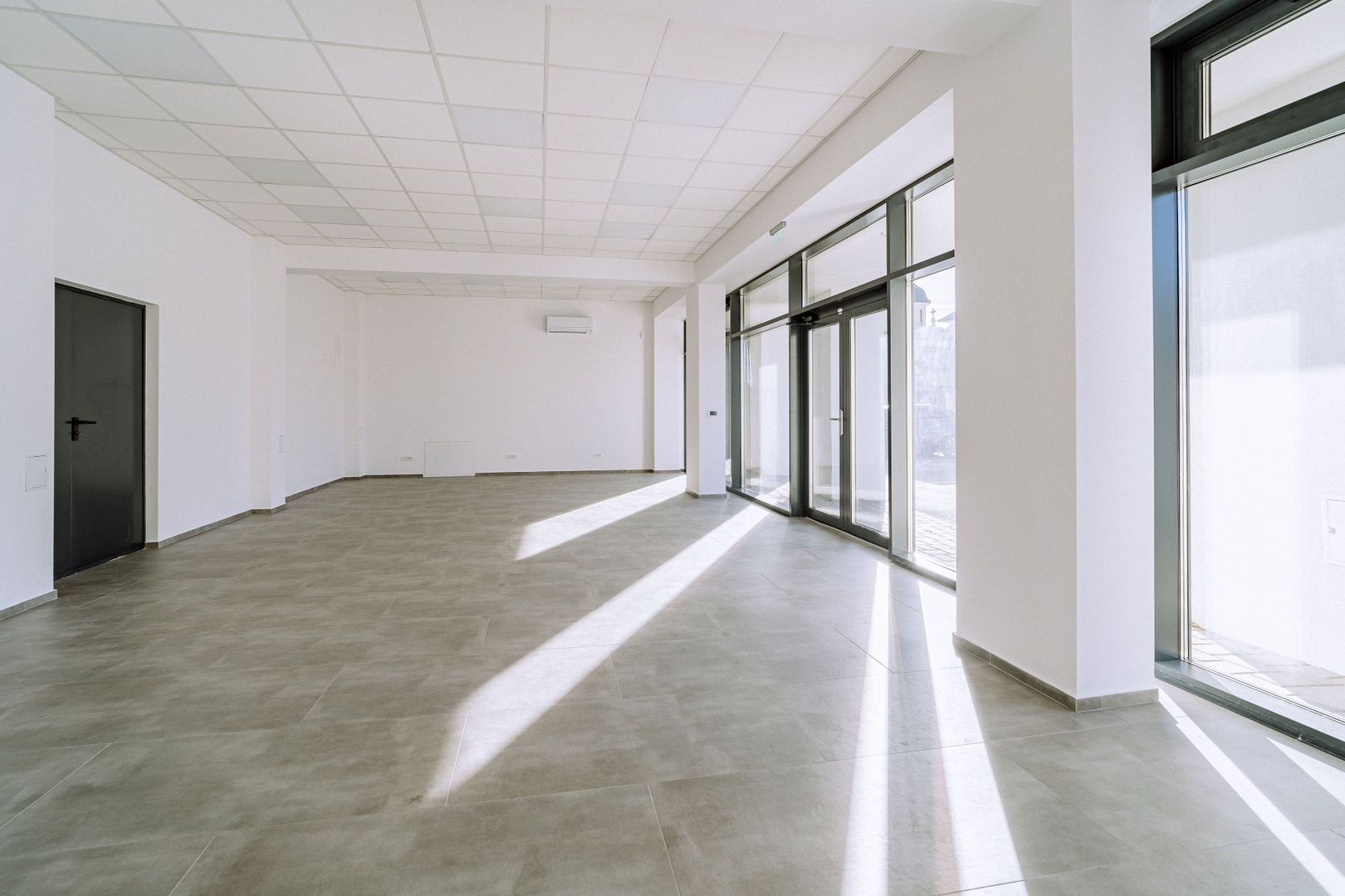 Spațiu comercial, 70 mp, Calea Clujului. 750 E+TVA/luna. Comision 0 - Poză 13