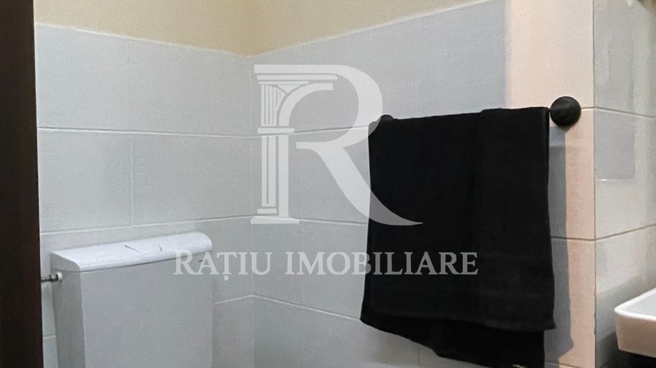 Proprietate Exclusivistă | Apartament la Casă | Ultracentral | Oradea - Poză 14