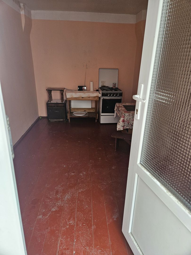 Casa de vanzare în Cunța - Poză 4