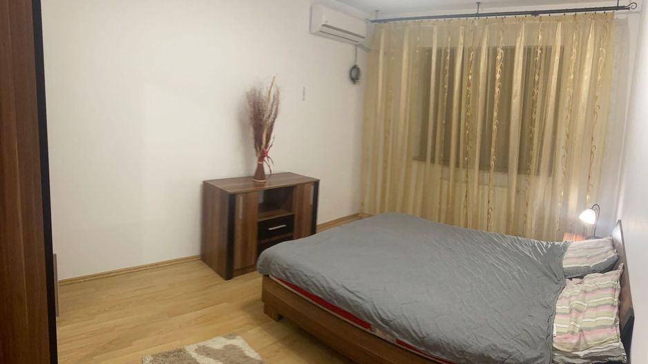 Închiriez apartament 2 camere, Mihai Bravu, parcare - Poză 3