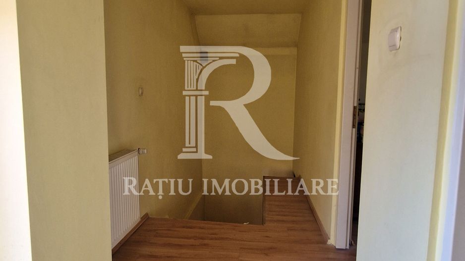 Casa cu 5 camere de vanzare | Iosia | Oradea. - Poză 11