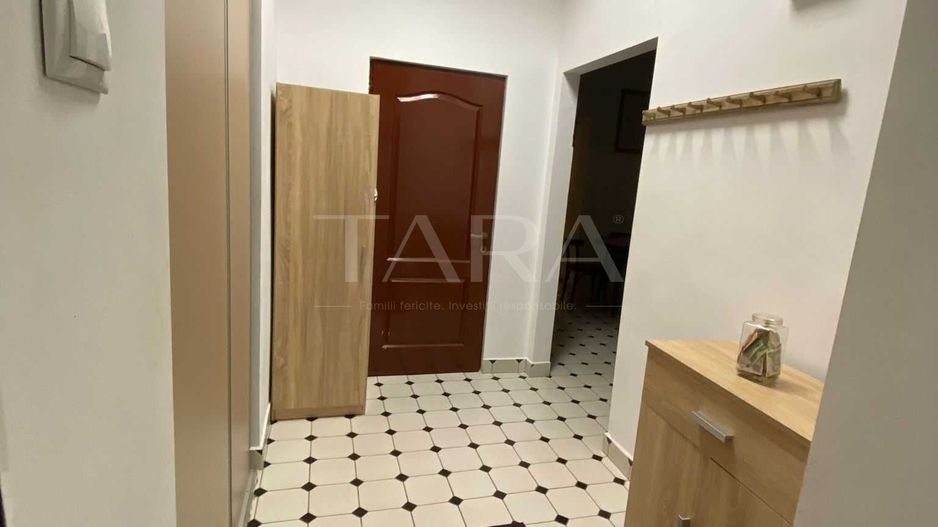 Apartament ultracentral în clădire istorică - Poză 4