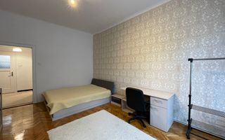 Apartament cu o cameră în zona centrala! - Poză 2