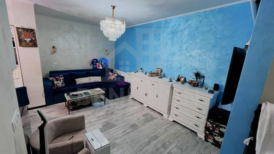 Apartament-Bloc-Nou-Parcare-Curte-Proprie-45mp-Mobilat-Utilat-Liber - Poză 1