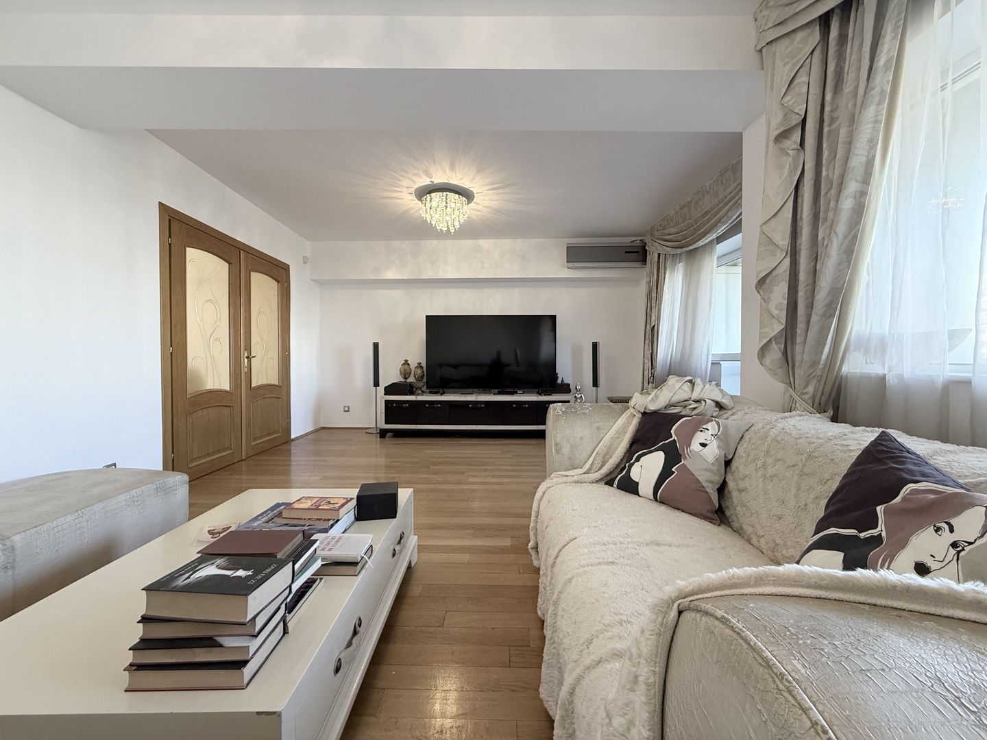 Bulevardul Unirii | 4 camere | vedere mixta | 115mp utili | Decomandat - Poză 2