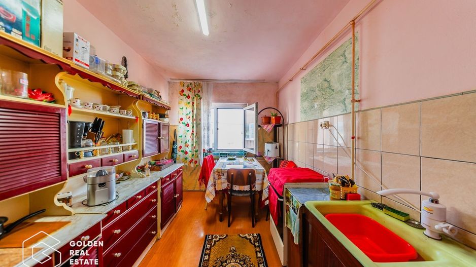 Apartament 4 camere, total decomandat, zona Miorita - Poză 6