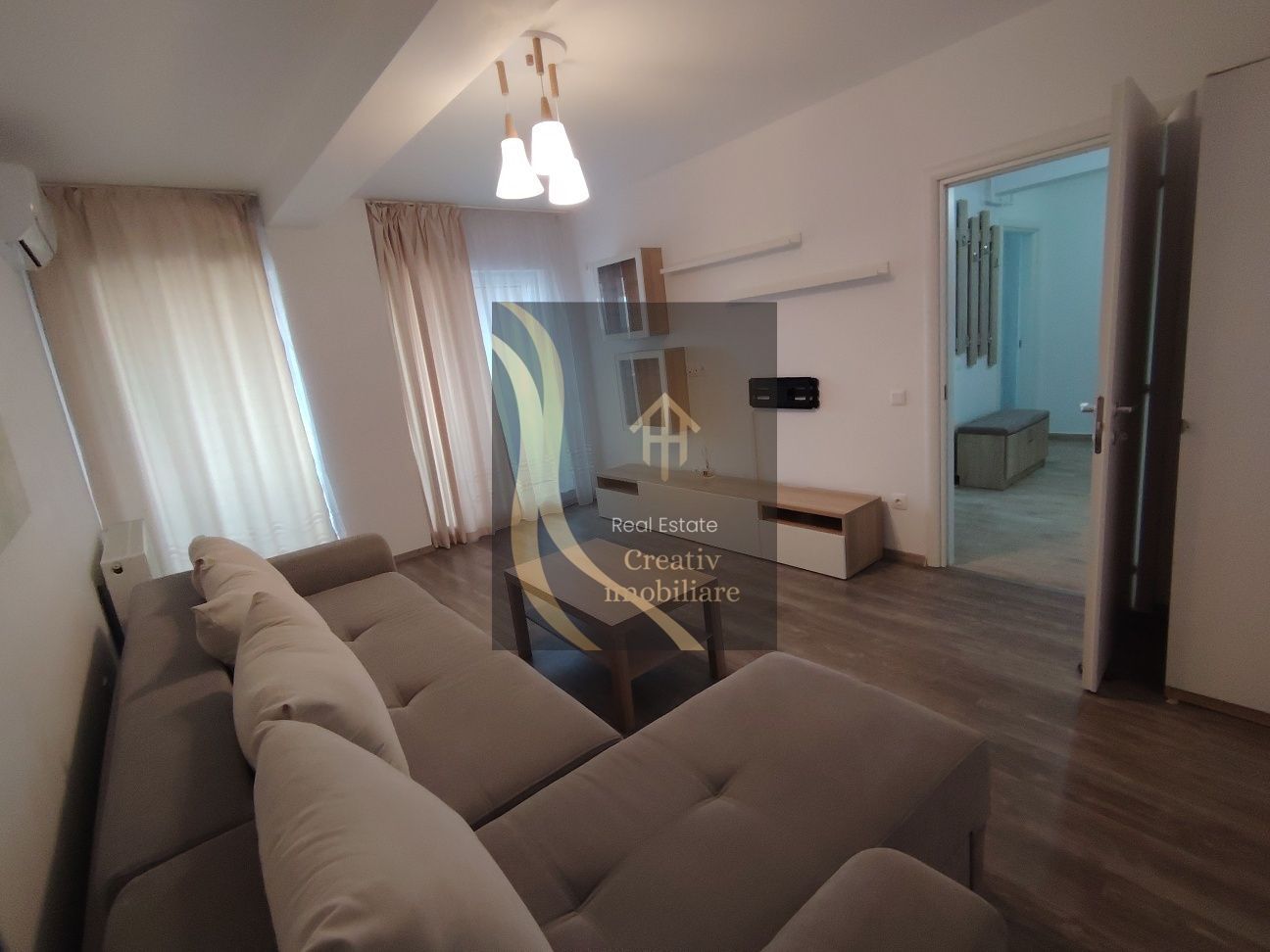 Apartament 2 camere zona Titan - Poză 1