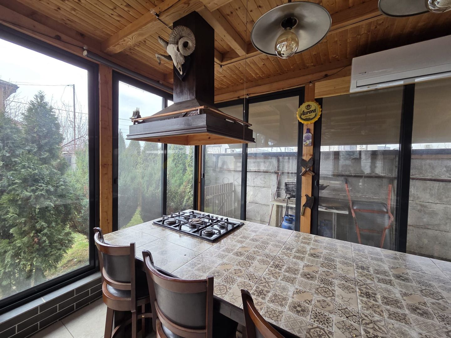 Casă unicat, stil american, 4 camere, garaj, teren 450 mp – Tunari - Poză 10