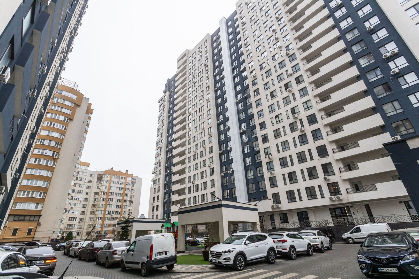 Vânzare, apartament, 2 camere+living, bul. Mircea cel Bătrân, Ciocana - Poză 24