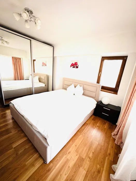 Apartament cochet cu 2 camere și vedere panoramică spre Palatul Parlamentului - Poză 3