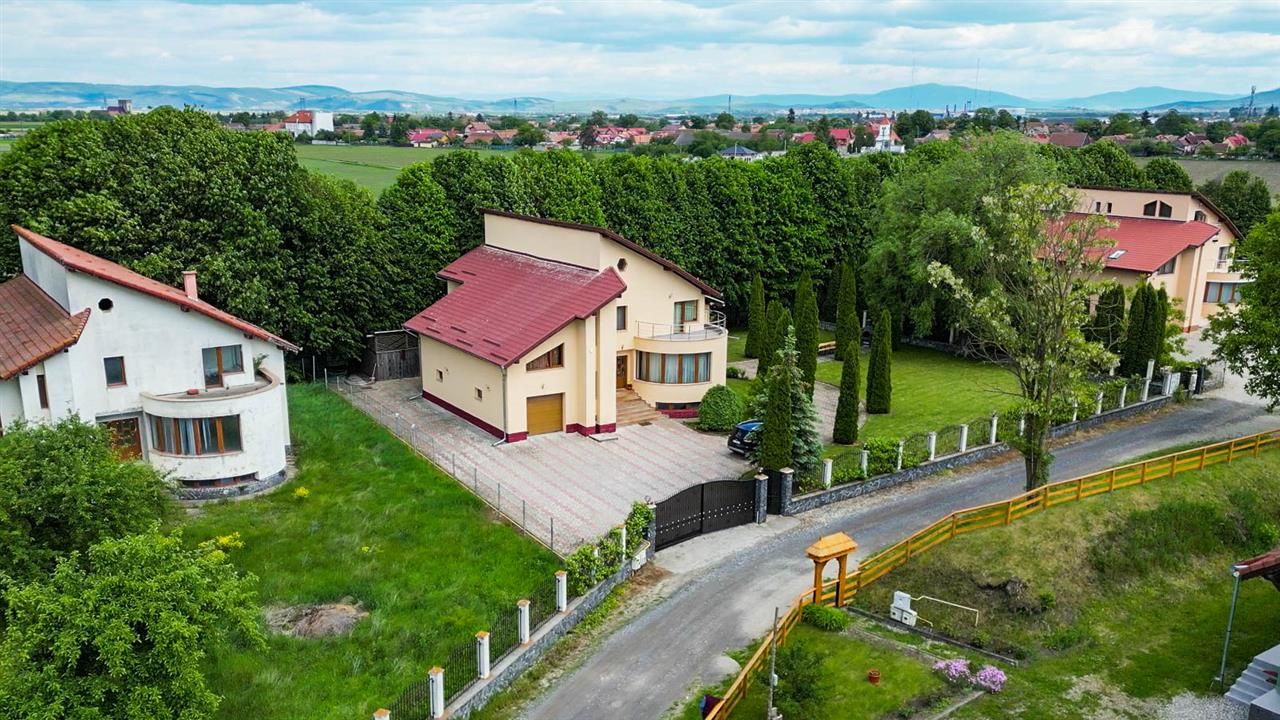 Vila cu 1.500 mp teren, gradina amenajata, linistita zonare,  Halchiu, Brasov - Poză 29