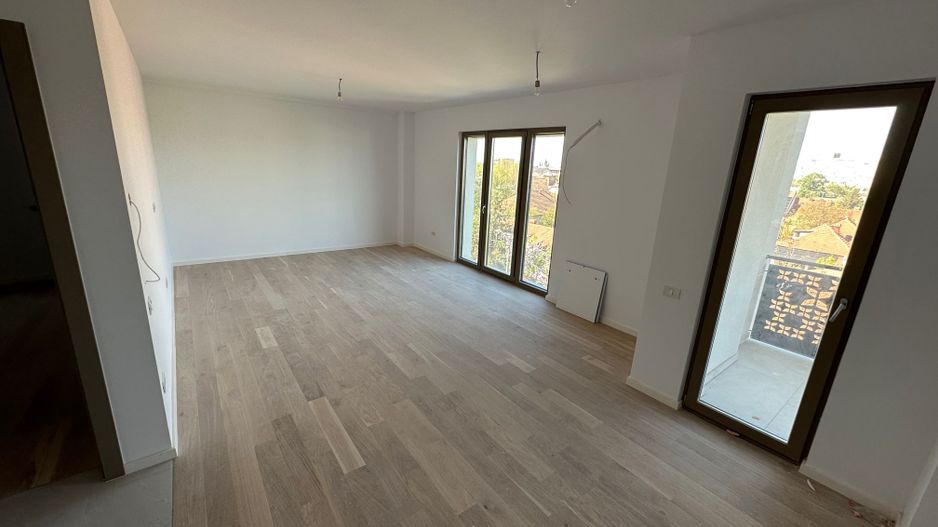 Apartament 3 camere - Poză 18