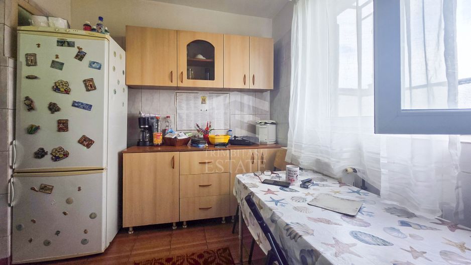 Apartament intim de 3 camere, complet mobilat și utilat + centrala - Poză 6