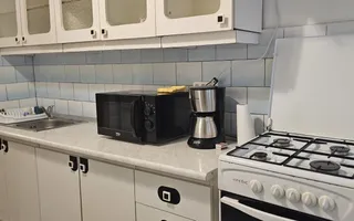 De inchiriat apartament cu 2 camere, etaj 4/4 Piata Centrala, 360 euro - Poză 18