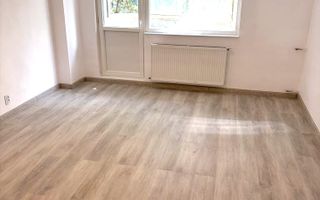 Vânzare Garsonieră Decomandată Lux Renovată Complet, Etaj 2/8, 1 Min Mall Vitan - Poză 1