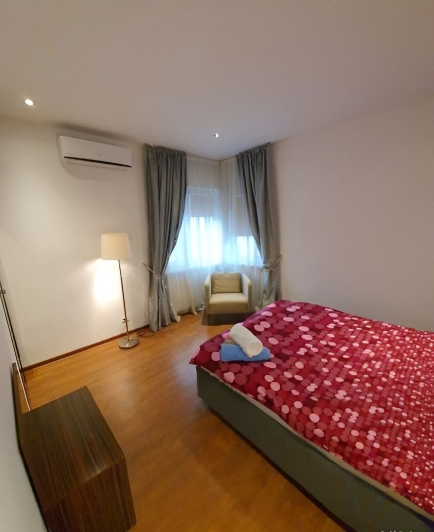 Apartament 3 Camere Spatios Romana Renovat - Poză 3