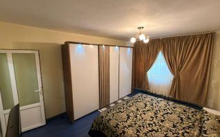 Vila-in-zona-Parcului-Nicolae-Romanescu-curte-mare-doua-constructii - Poză 5