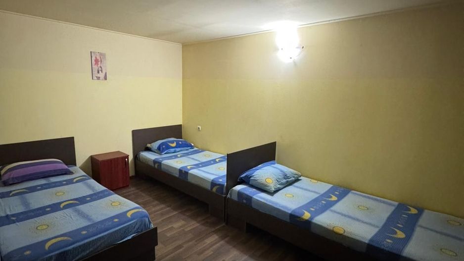 Casa de inchiriat, 25 camere, 25 bai, receptie,T719 - Poză 14