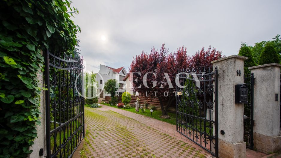 Vilă Exclusivistă în Copou – 680 mp Utili | Teren 1.414 mp - Poză 26