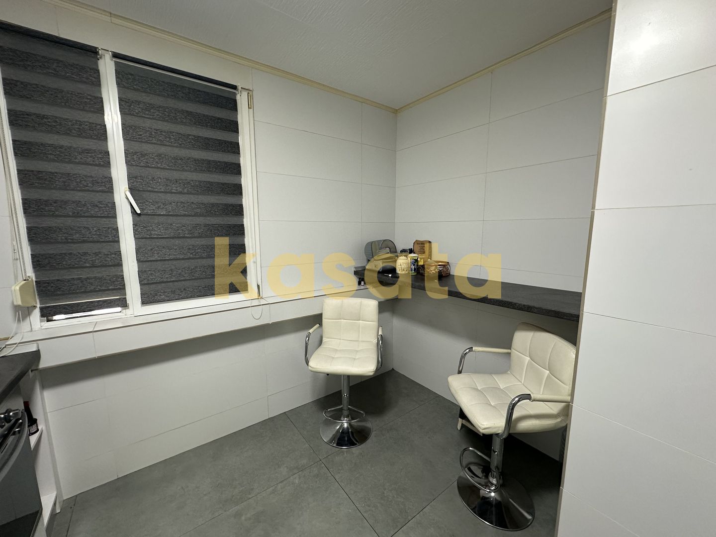 Apartament 3 Camere | Decomandat | Bloc Reabilitat | Garaj Disponibil - Poză 13