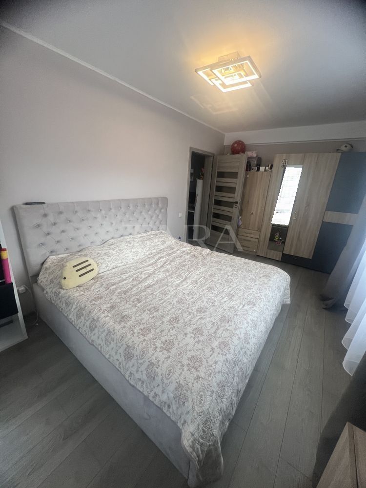 Vând apartament cu 2 camere în Florești, zona Florilor. - Poză 7
