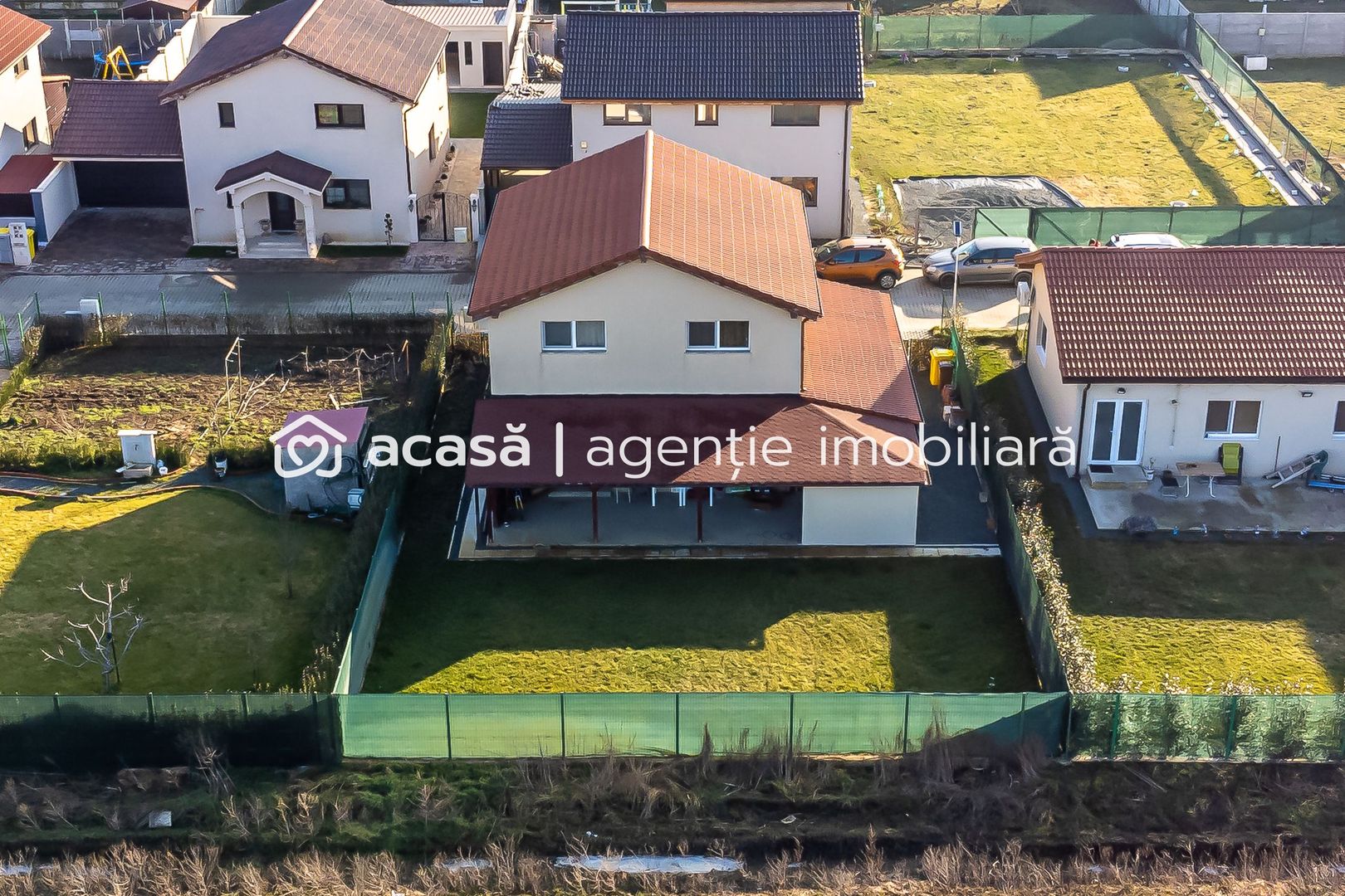 Casă cu mansardă, nouă, mobilată și utilată, în cartier Athena - Poză 13