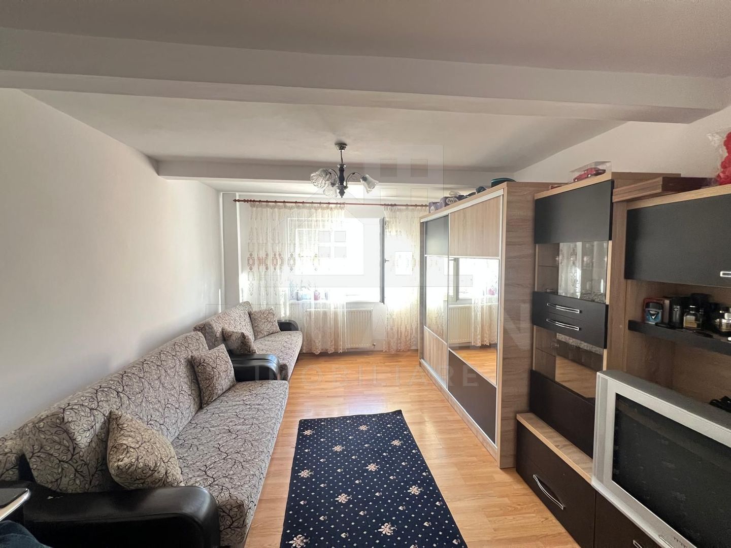 2 Decomandate-Etaj 1-CT-AC-Mobilat-Utilat-Bartolomeu-65mp-Parcare - Poză 4