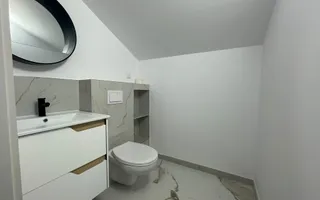 Casa tip duplex de închiriat, zona Oasului - Poză 16