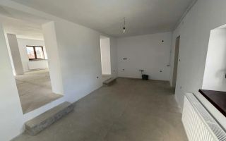 Casa Predare la Cheie | 3 camere | Curte 120 MP - Poză 5