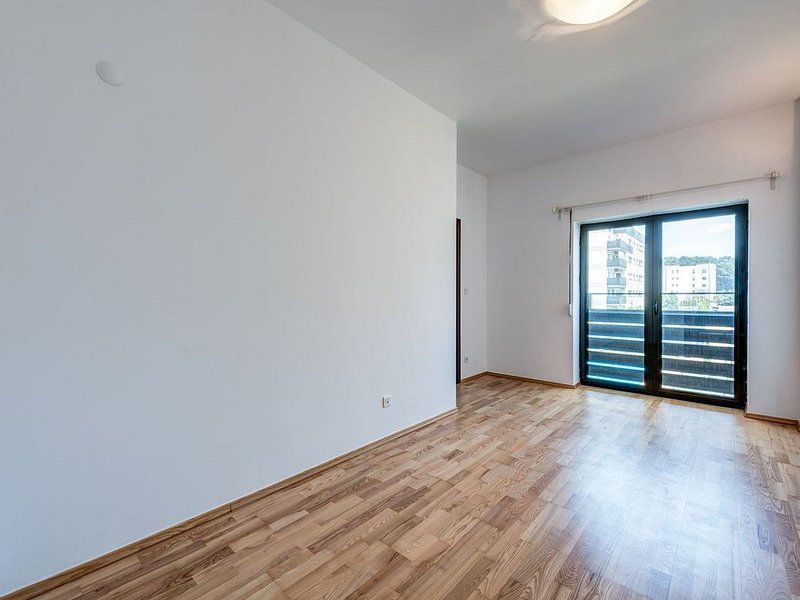 Apartament 4 camere 125 mp+parcare+boxa in Natura Residence - Poză 8