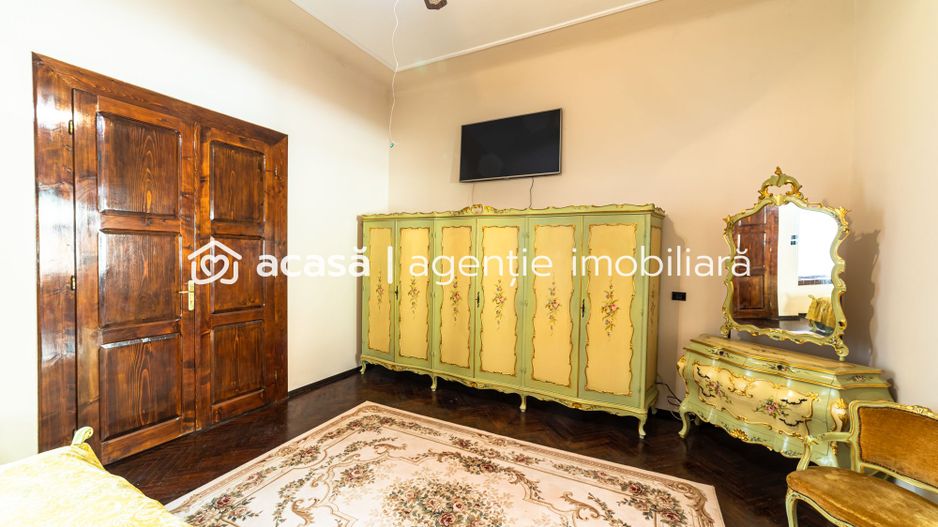 Apartament spațios cu 4 camere situat Ultracentral - Poză 4