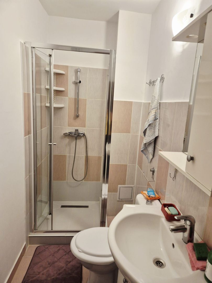 APARTAMENT 3 CAMERE DE INCHIRIAT |  RENOVAT |  GORJULUI - Poză 9