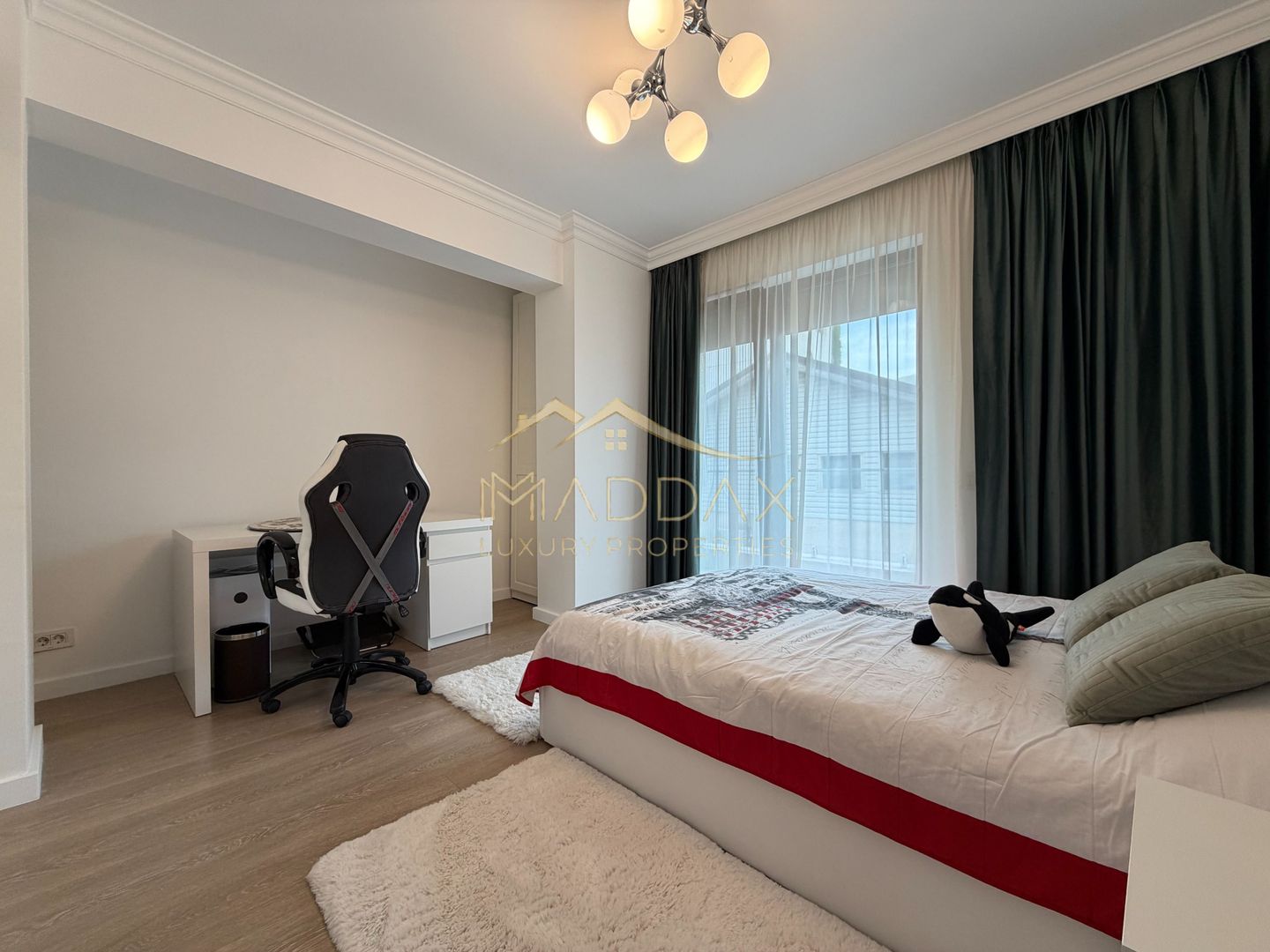 Apartament de tip Duplex 6 camere *250mp* + 2 Garaje // Herastrau - Poză 32