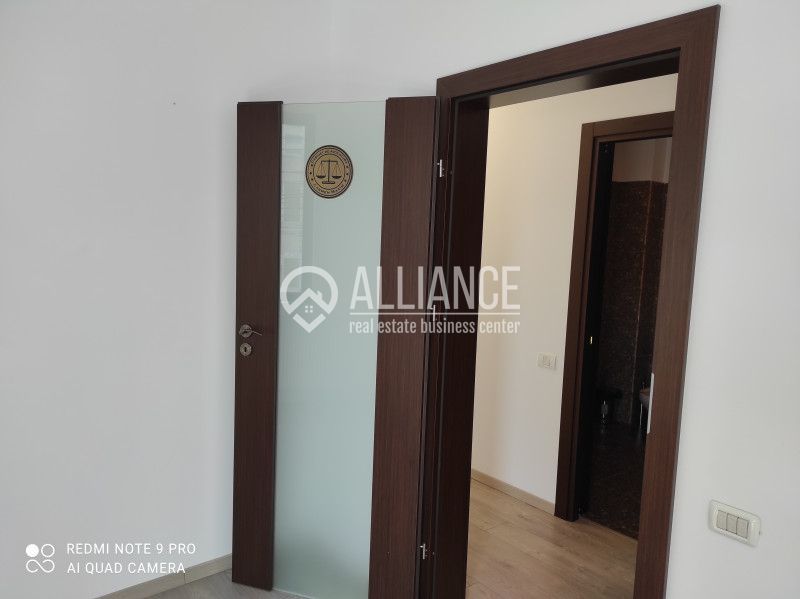 CENTRU ANAF(COD03) - Birou luminos in cladire noua ! - Poză 28